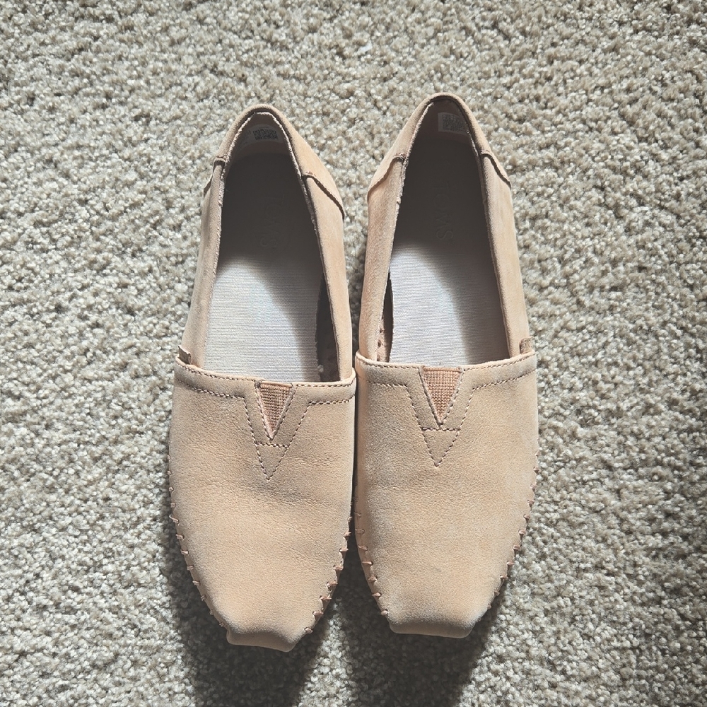 Toms Women's Cream Slip-On Loafers